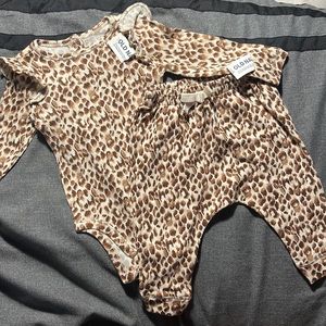 Old navy 6-12 months